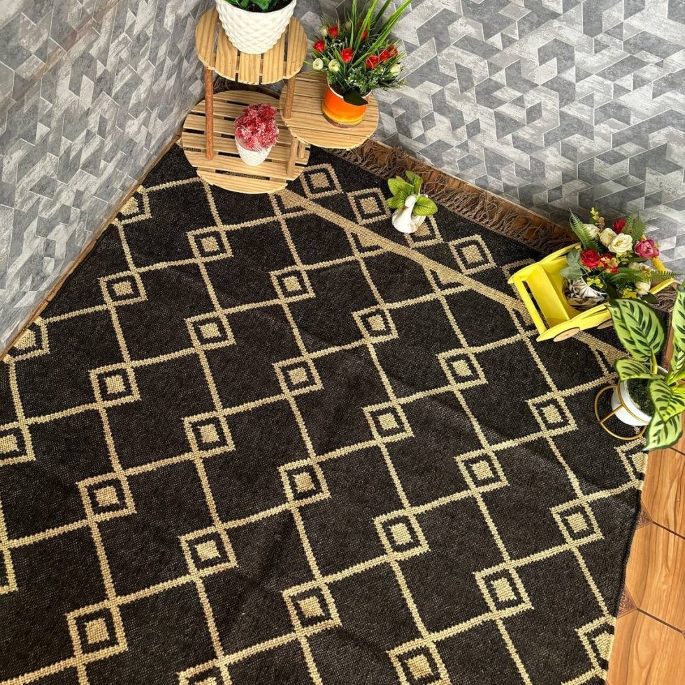 Svart och naturfärgad diamantmatta i ull och jute - Bild 3