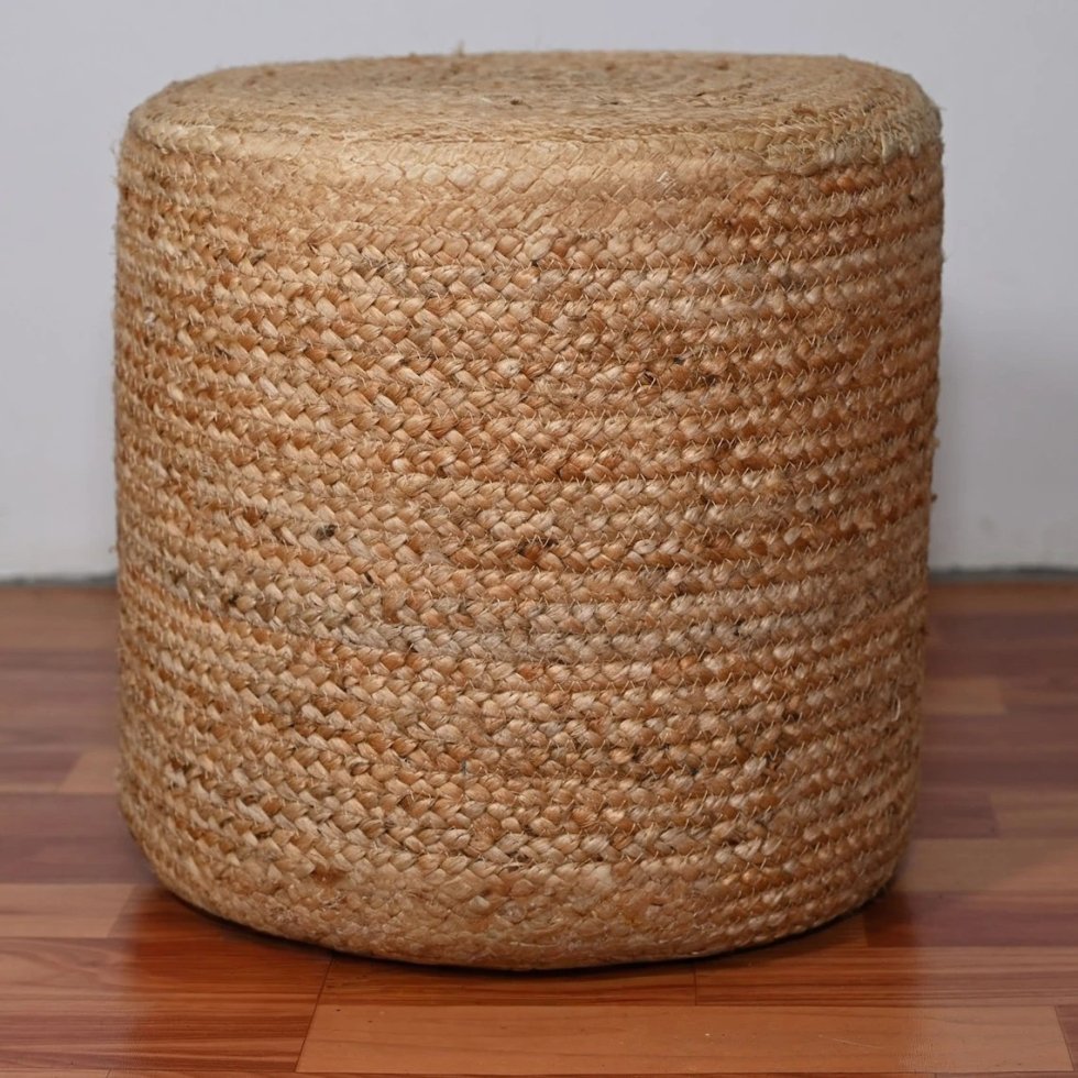 Puff ottoman i naturflätad jute