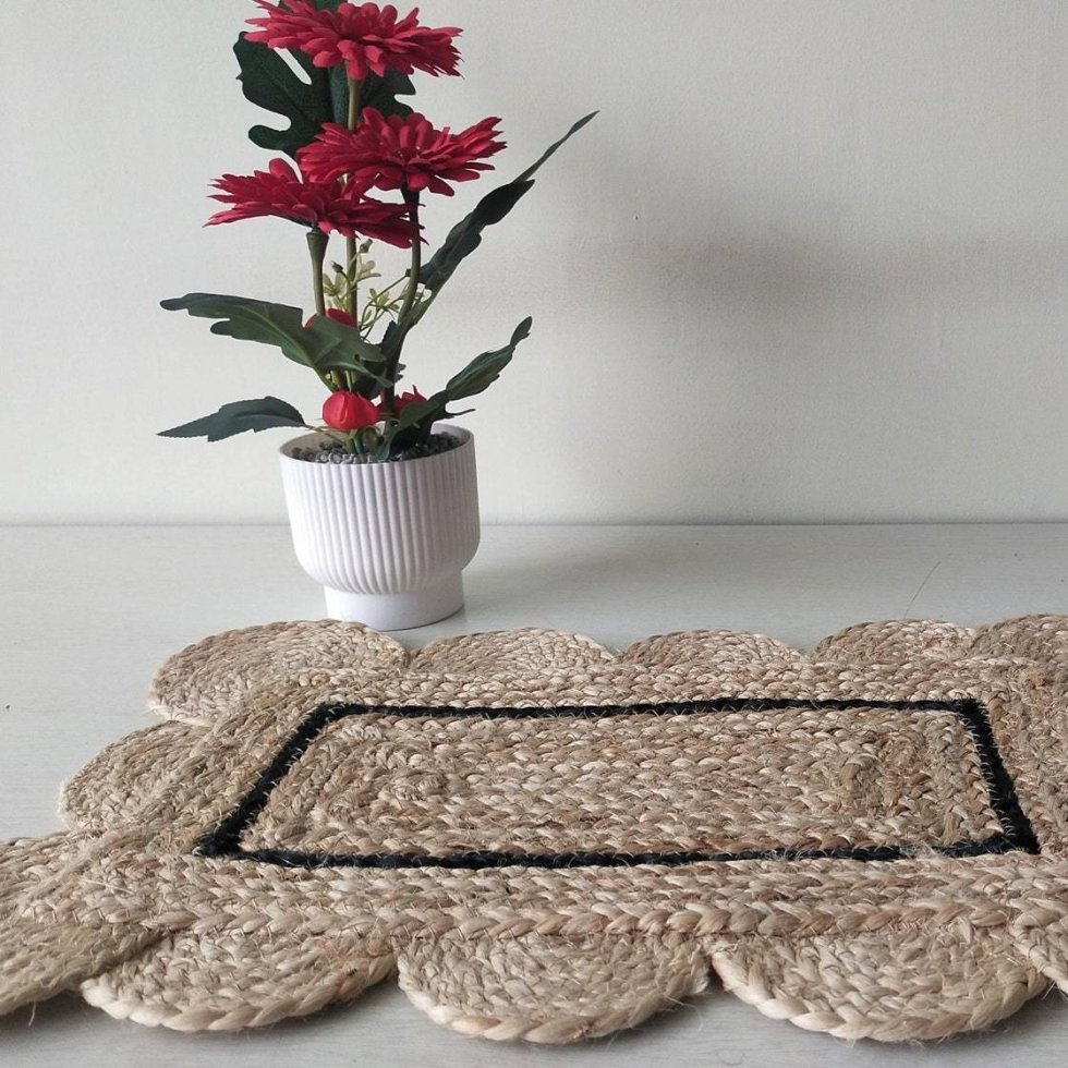 Skulpterade juteplacemats med svart kant - Bild 3